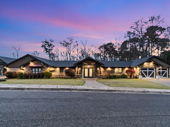 45 Millicent St, Anniston, AL 36205