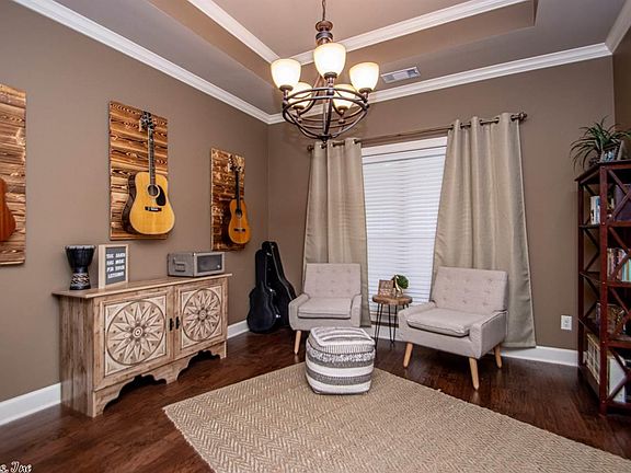 4th image of 3809 Grand Oaks Dr