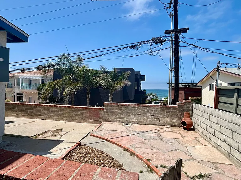 5051 Del Monte Ave — Photo 9