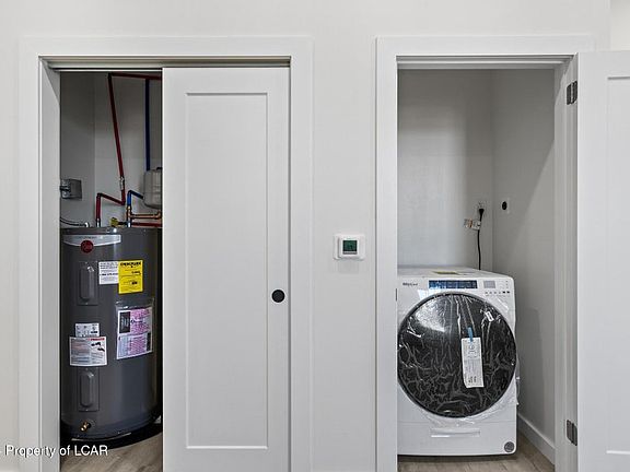 3rd image of 190 Mason Ct #4