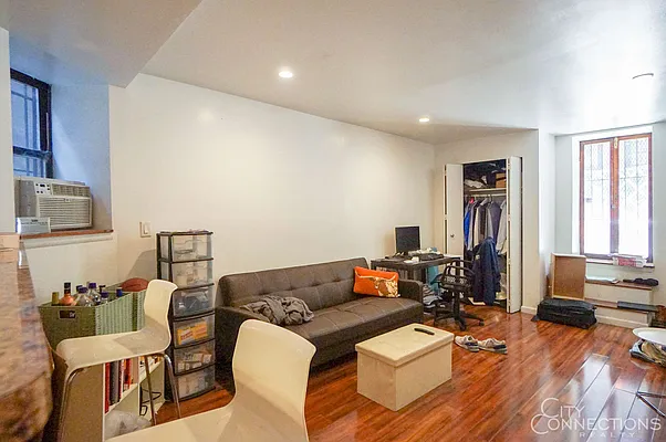Rented by City Connections Realty | media 1