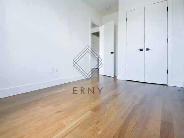 826 Saint John's Place image 2 of 5