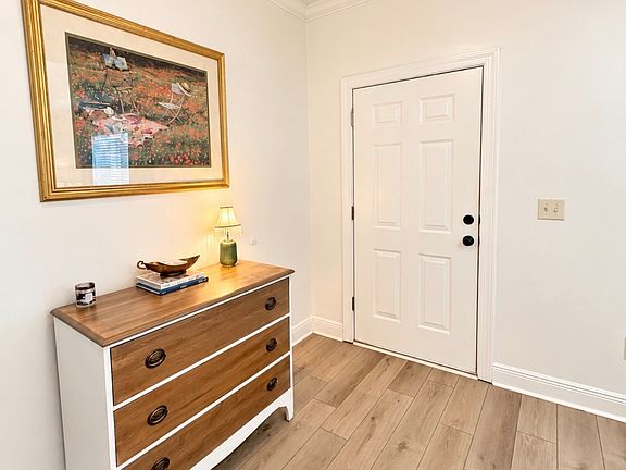 5th image of 339 River Birch Cir