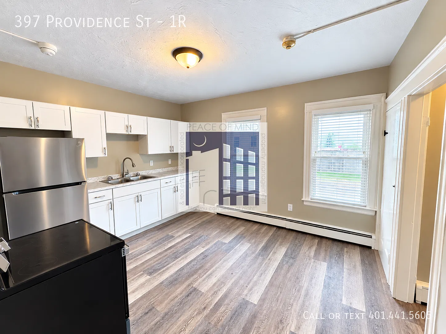 Beautifully Renovated 1-Bedroom Apartment for $1450 includes Heat & Hot Water! — Photo 4