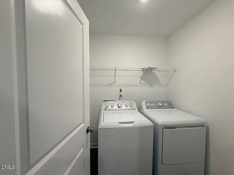 228 Deercroft Dr — Photo 21