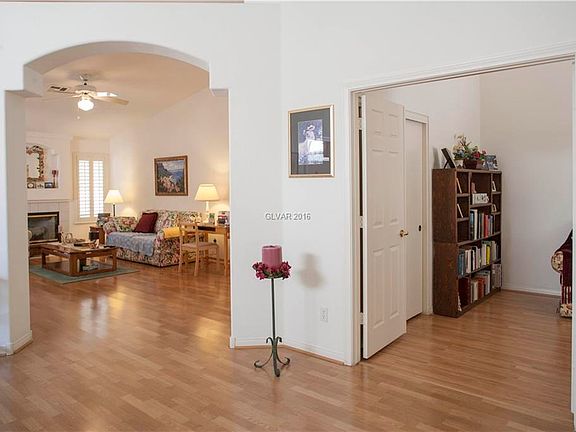 3rd image of 7620 Cougar Creek Cir