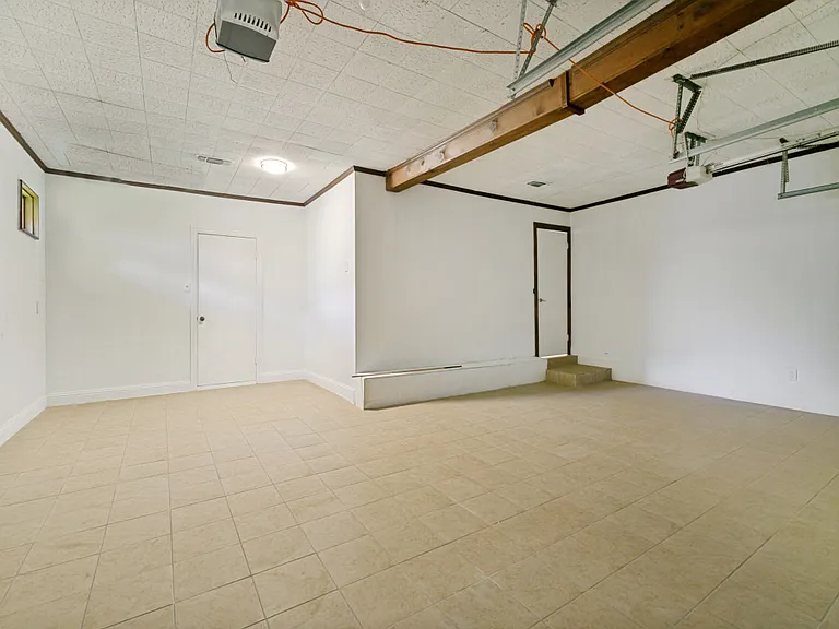 415 Crockett — Photo 21