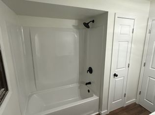 6517 Radburn Ln, Greendale, WI 53129