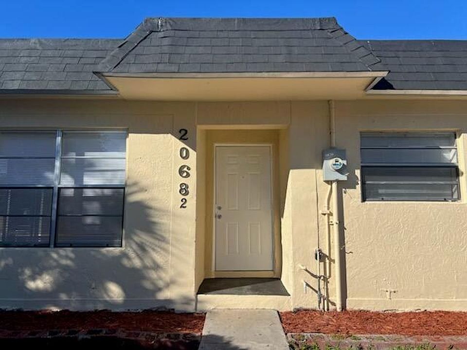 1st image of 20682 NW 38th Ave #Townhouse 20682