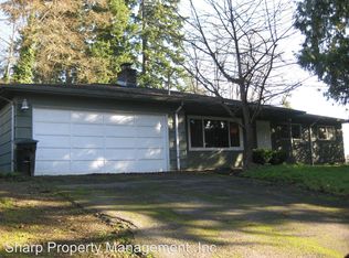 3736 Columbia Heights Rd, Longview, WA 98632