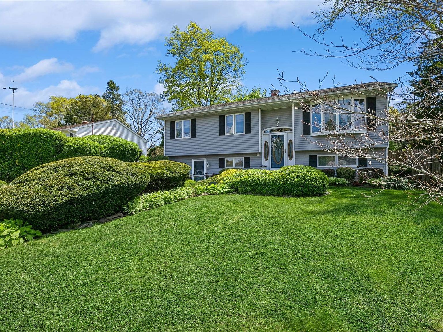 41 Topaz Drive, Ronkonkoma, NY 11779 Zillow