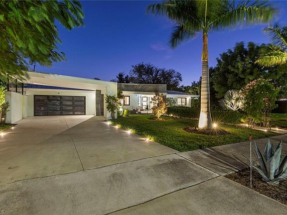2nd image of 1344 Coconut Dr