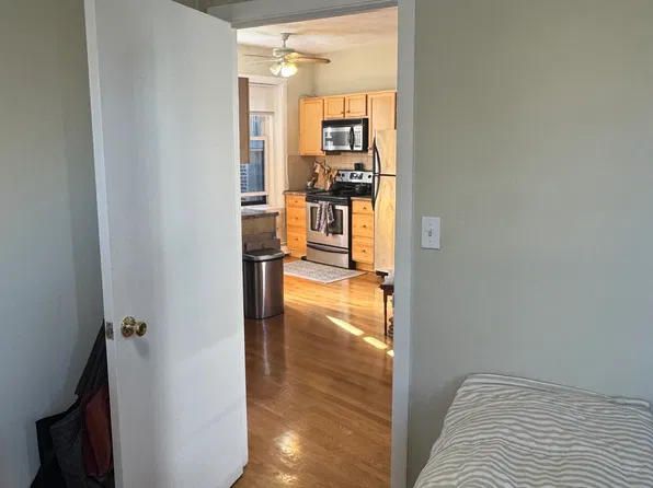139 Salem St APT 6, Boston, MA 02113