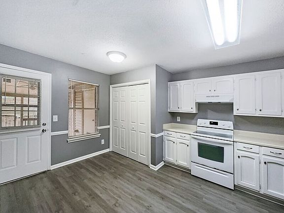 5th image of 1018 Fairfax Dr