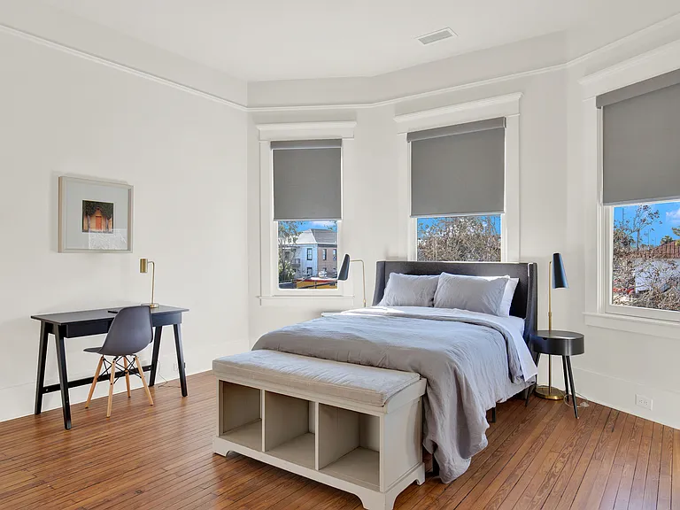 402 W 41st St #B — Photo 12