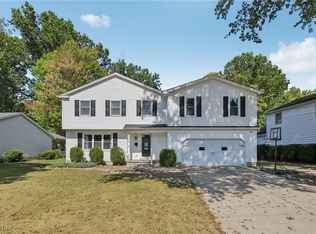 1804 Alverne Dr, Poland, OH
