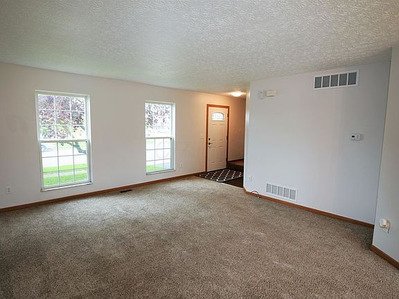 4th image of 1609 Bay Laurel Dr