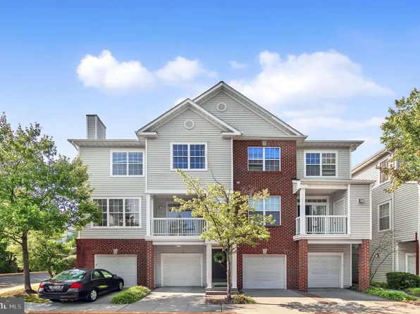 13044 Cabin Creek Rd, Herndon, VA 20171