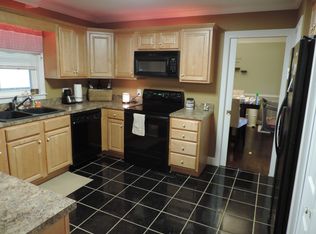 15201 Wilderness Rd, Bristol, VA 24202