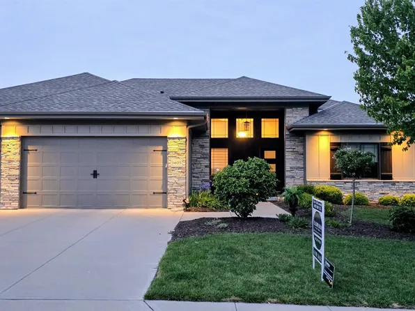 1405 S 208th St, Elkhorn, NE 68022