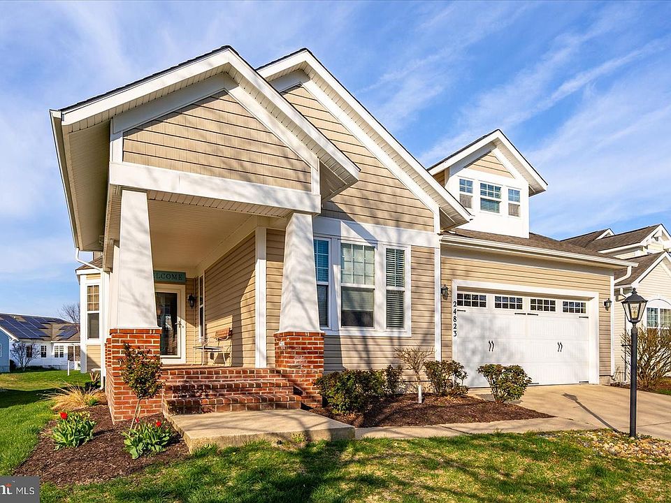 1st image of 24823 Magnolia Cir