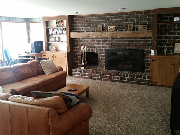 4th image of 140 Sunset Dr