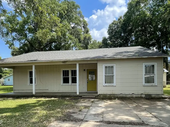 1445 Yukon St, Eunice, LA 70535