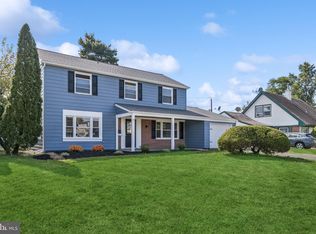 52 Ballad Ln, Willingboro, NJ 08046