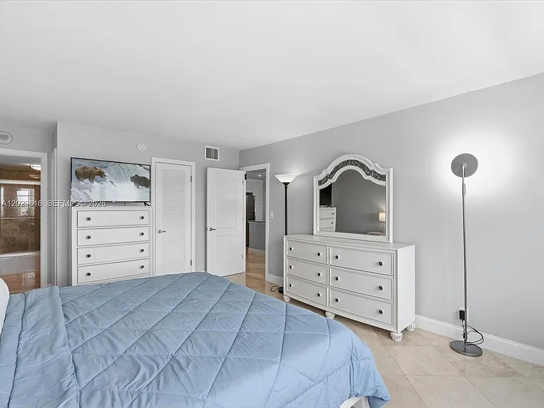 340 Sunset Dr #1407 — Photo 21