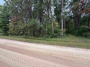 N1197 Spirit Island Ct, Keshena, WI 54135