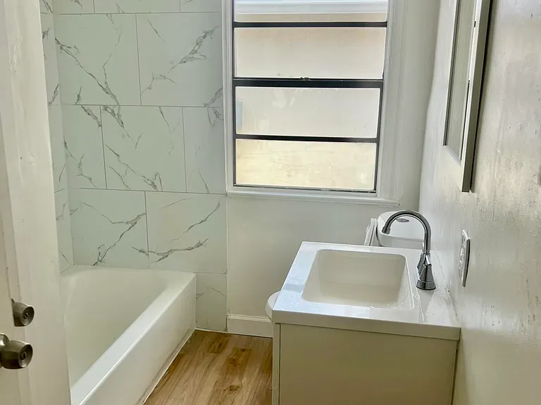 443 Wilder St — Photo 14