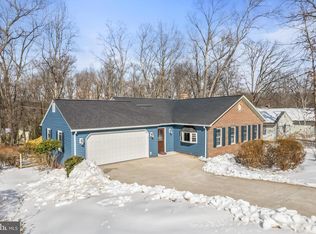 11310 Handlebar Rd, Reston, VA 20191