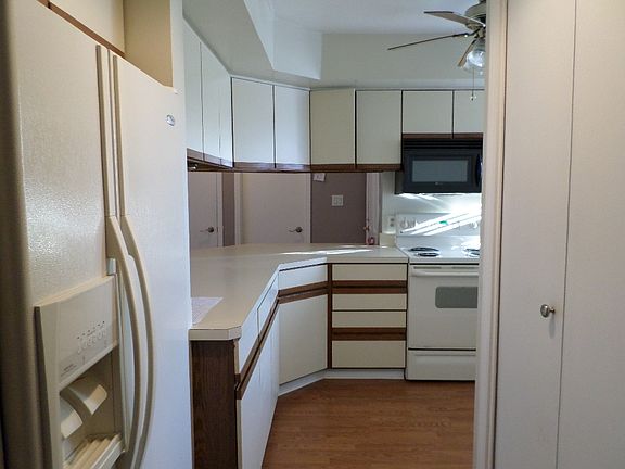 5th image of 2830 Freda Dr