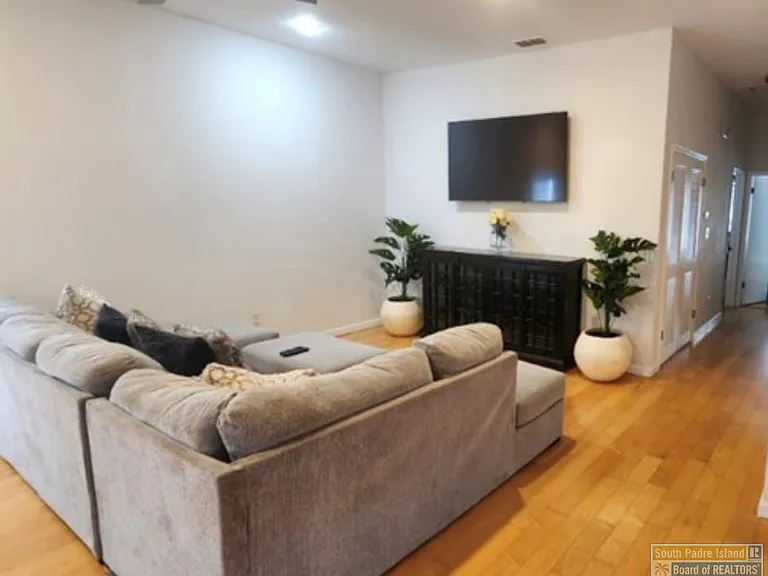 77 Santa Isabel Blvd #N2 — Photo 5