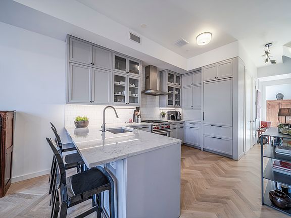 5th image of 708A Degraw St