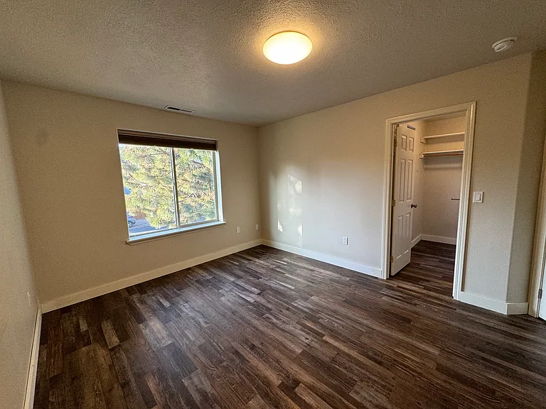 734 E Green Ridge Ave #1 — Photo 7