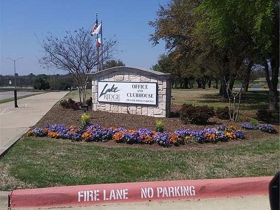 5th image of 1016 Mallard Pointe Dr