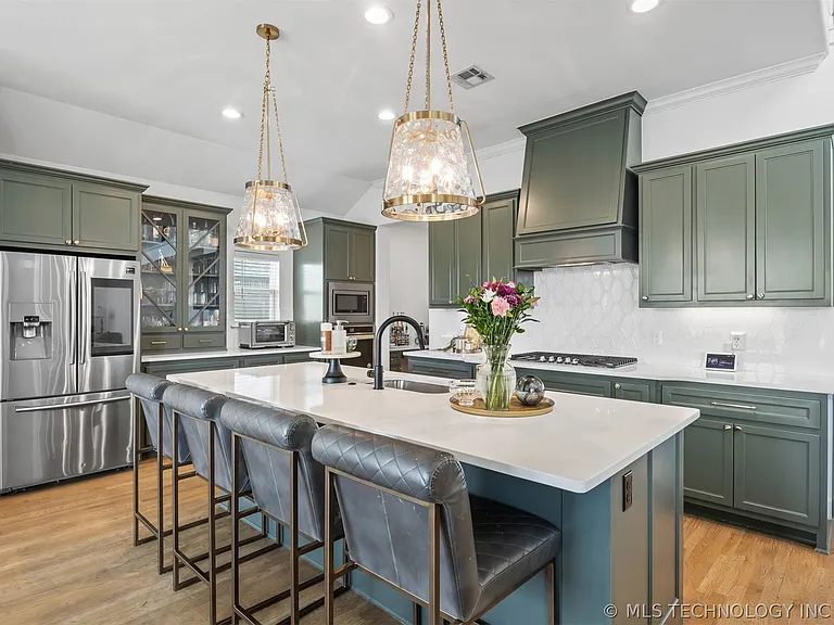 501 E 127th Pl S — Photo 12