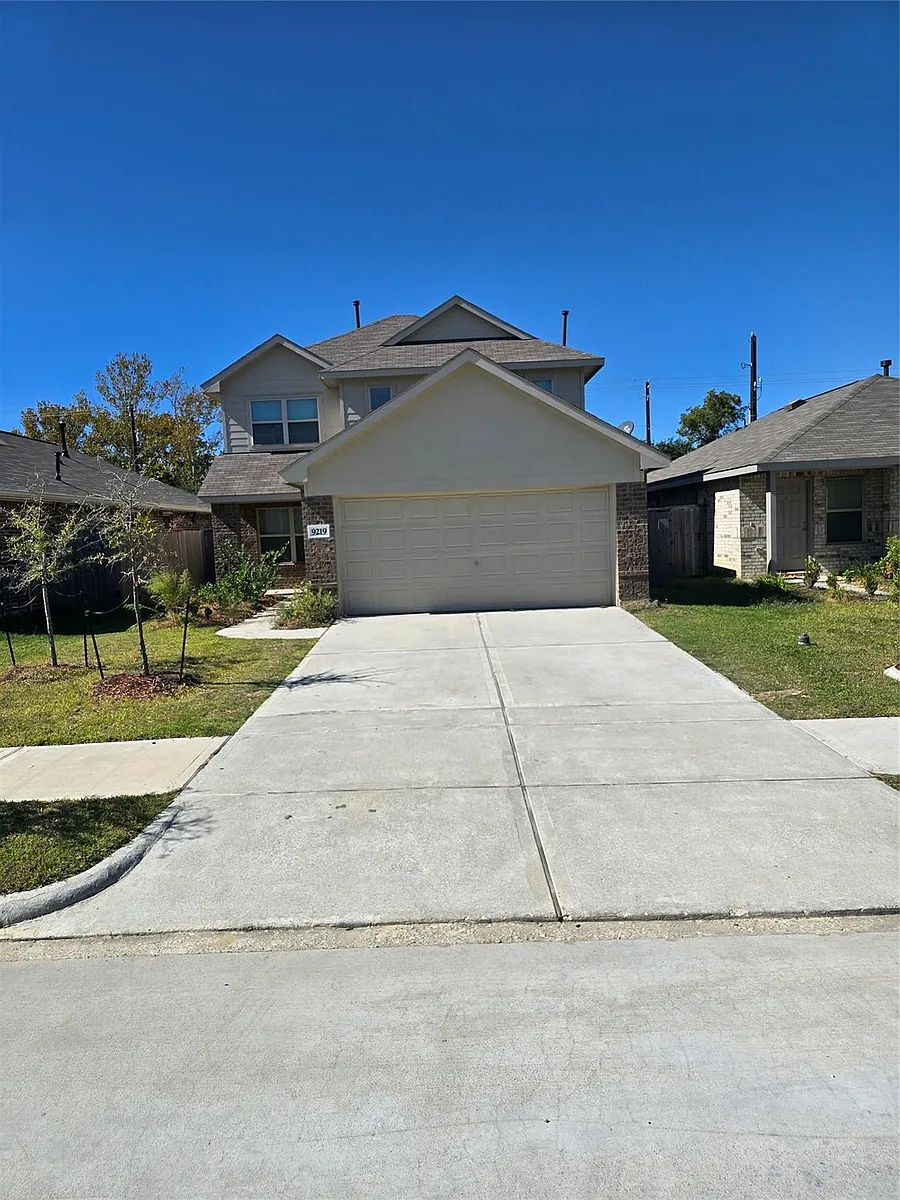 Building Photo - 9219 Velasco Hills Dr