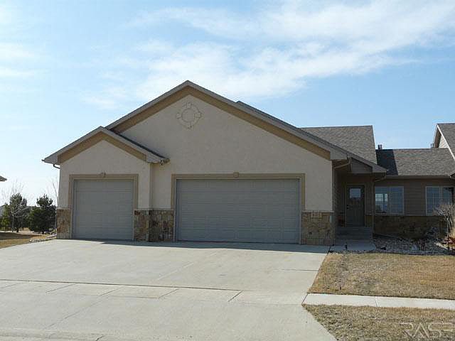1st image of 8115 Seven Oaks Dr