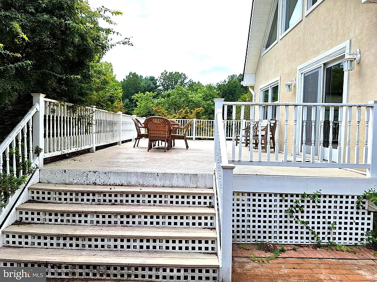 9078 Knoll Run Ln — Photo 45