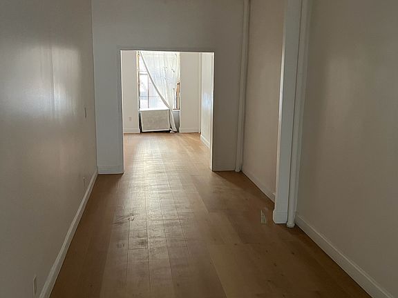 3rd image of 312 E 80th St APT 1E