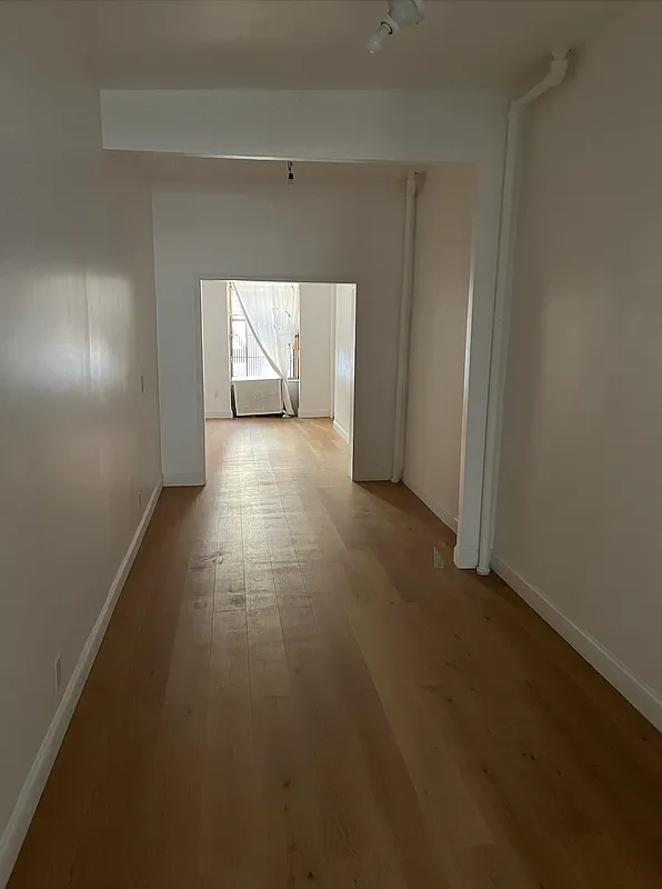 312 East 80th Street 1E