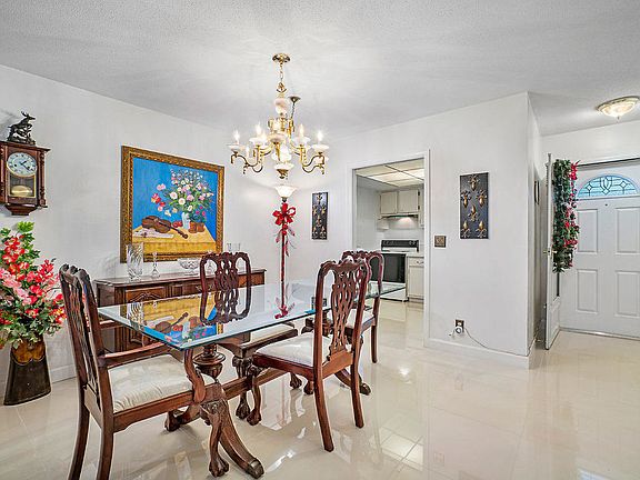 3rd image of 2894 Crosley Dr E APT L