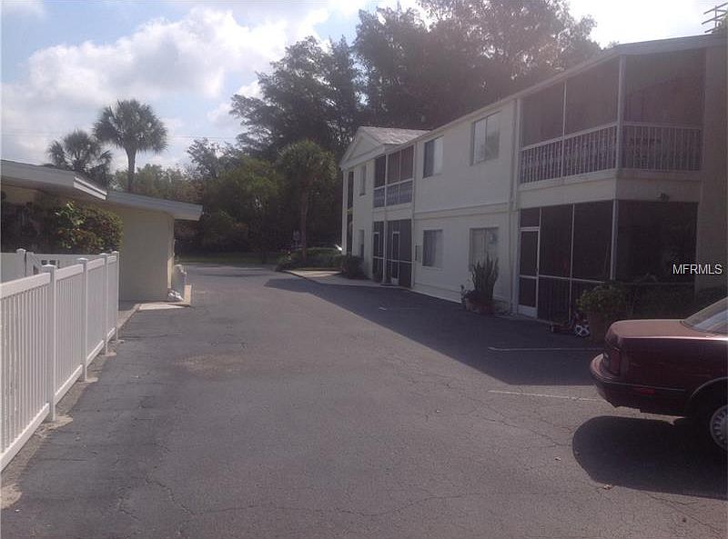 1st image of 170 Roosevelt Dr APT 20
