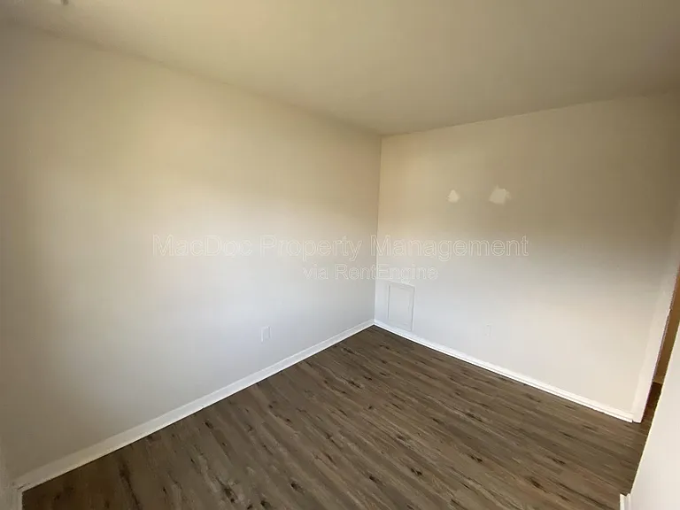 623 Anvil Rd — Photo 26