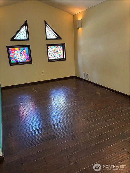 5th image of 6237 Limerick Way