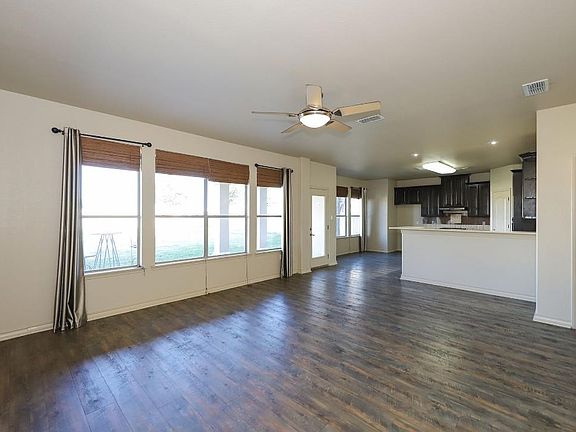 5th image of 10625 Kirby Dr