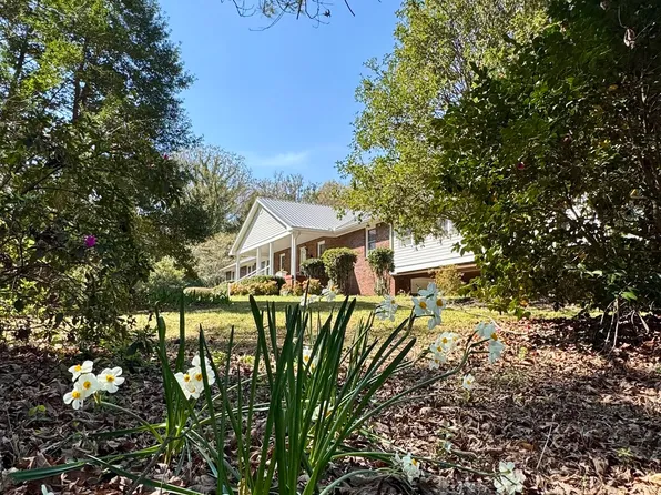 91 Almond Rd, Lagrange, GA 30241