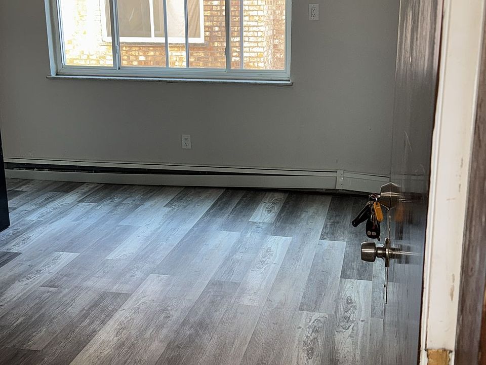 1st image of 2614 Montana Ave APT 2